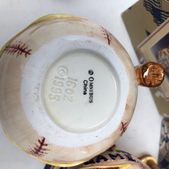 Two 1994/5 Omnibus Baseball Mugs Fritz and Floyd - Picture 5 of 6